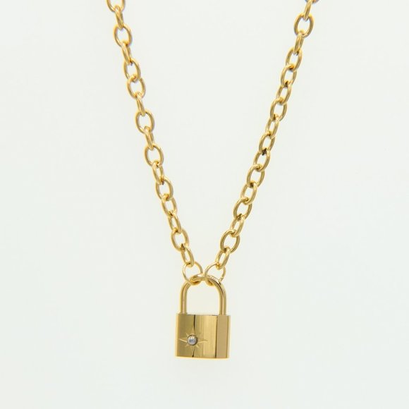Jewelry - Padlock Star Pendant 18K Gold Plated Necklace